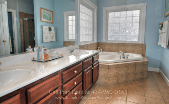 Fluvanna VA Country Properties for Sale - Discover the luxurious bathing experience waiting for you in this Fluvanna country home for sale. 