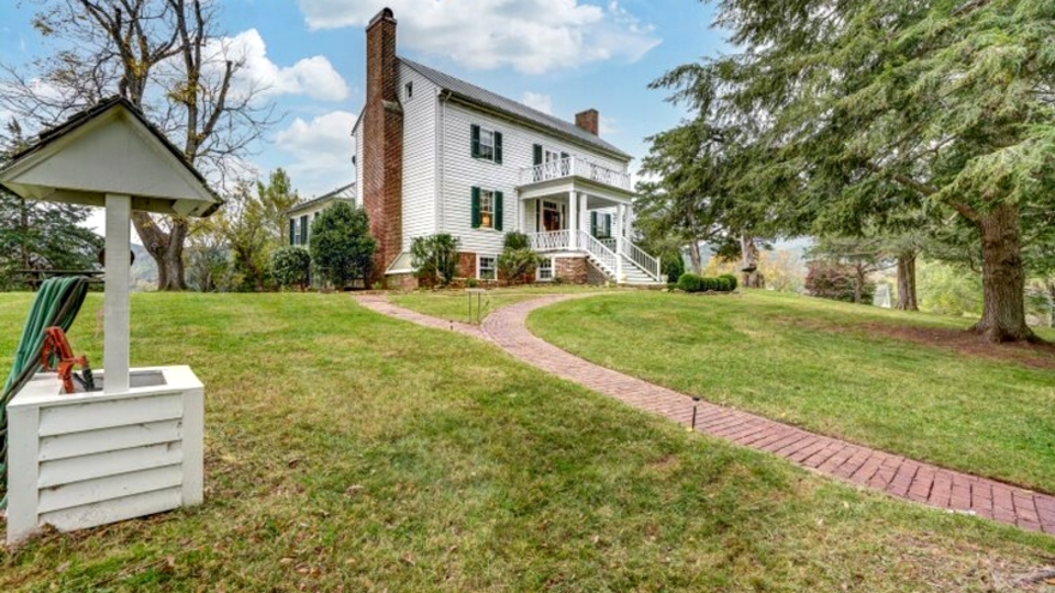 Historic Mill Hill Farm PAM DENT