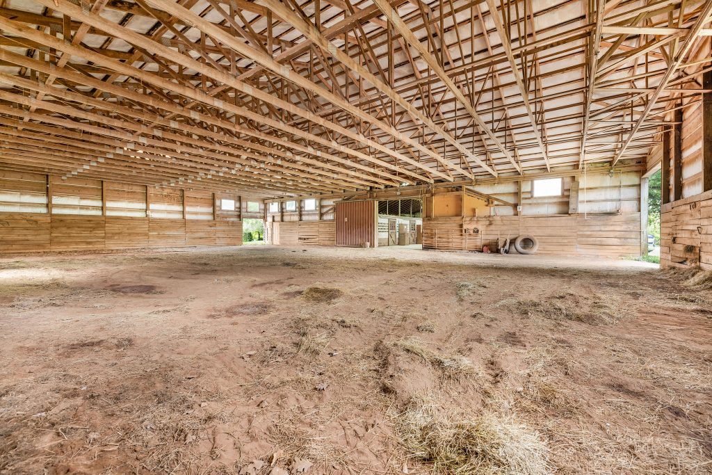 Exceptional equestrian facility